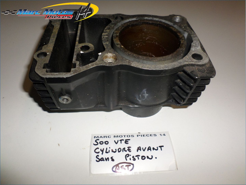 CYLINDRE AVANT HONDA 500 VTE 