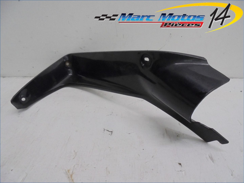 HABILLAGE DE TÊTE DE FOURCHE DROIT YAMAHA 600 FZR 1993