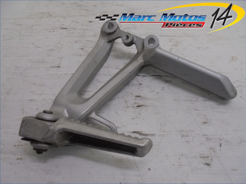 PLATINE ARRIERE GAUCHE HONDA 600 CBR F 2000