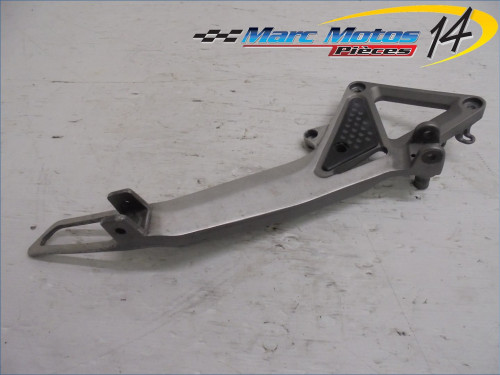 PLATINE MIXTE DROITE HONDA 600 HORNET 2002