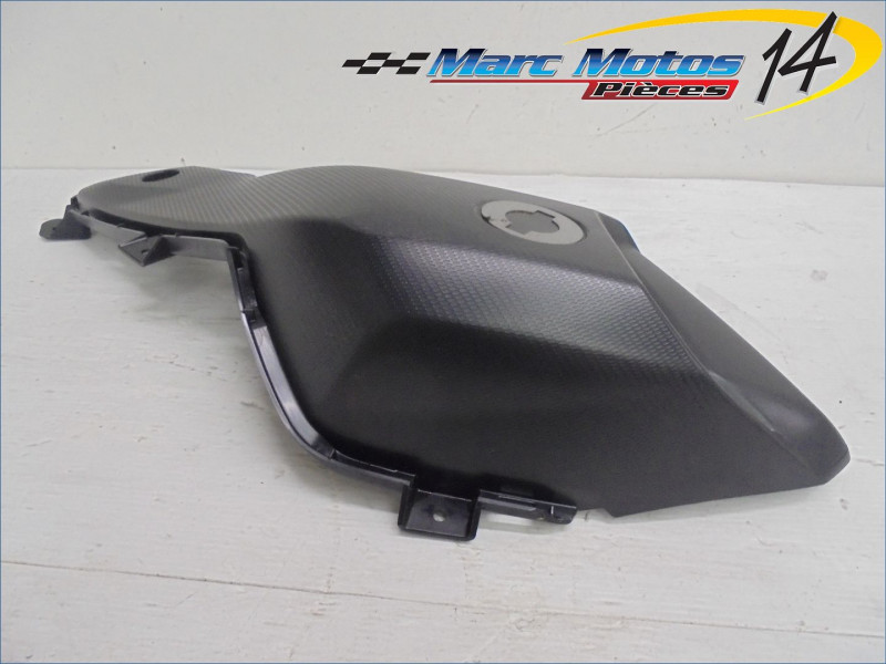 HABILLAGE DE RESERVOIR YAMAHA MT07 2015