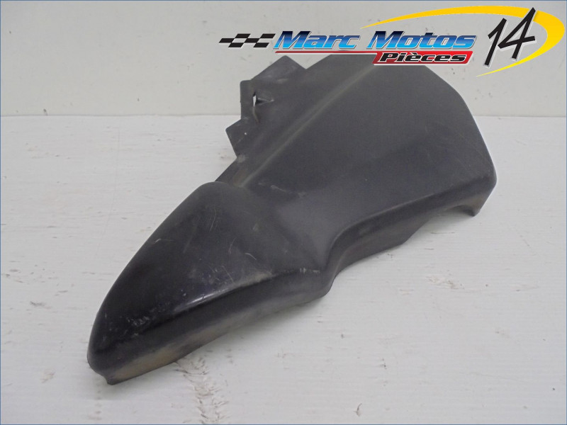 CACHE LATERAL INTERMEDIAIRE GAUCHE HONDA 600 CBF N 2005