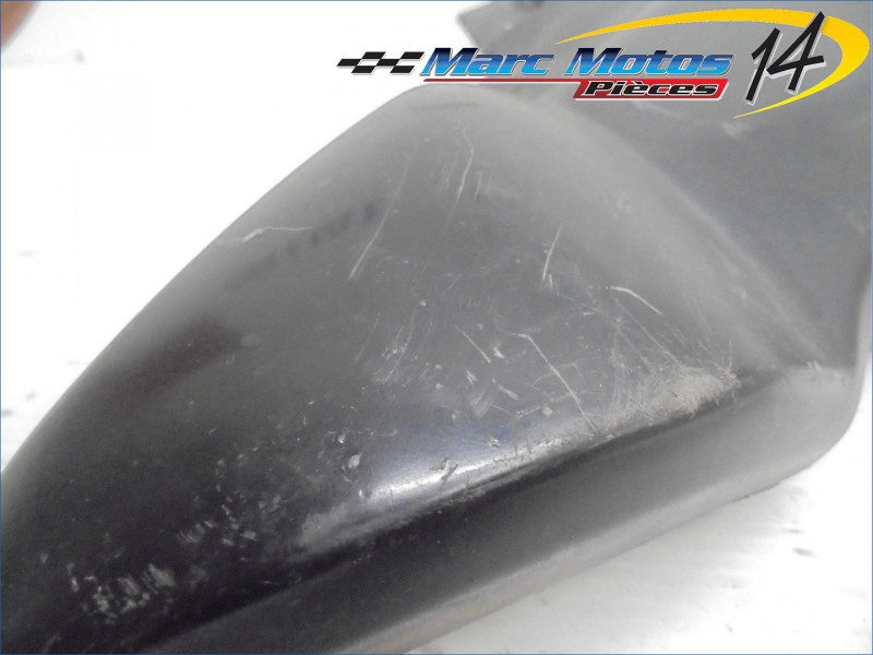 CACHE LATERAL INTERMEDIAIRE GAUCHE HONDA 600 CBF N 2005