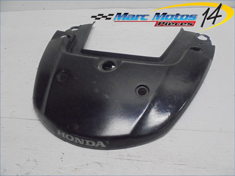 JONCTION ARRIERE DE CACHES LATERAUX HONDA 600 CBF N 2005