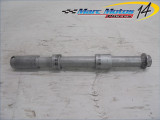 AXE DE ROUE AVANT HONDA 600 HORNET 2002
