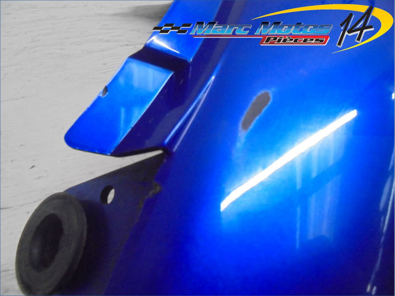 CACHE LATERAL DROIT SUZUKI 650 SV S 2002