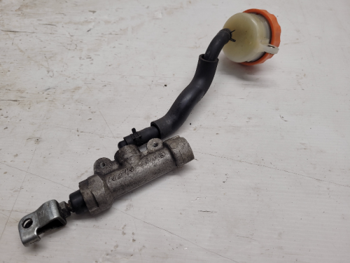MAITRE CYLINDRE DE FREIN ARRIERE HONDA 600 CBR F 1994