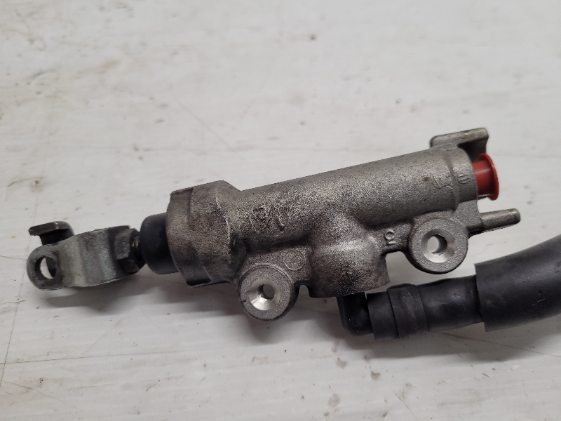 MAITRE CYLINDRE DE FREIN ARRIERE HONDA 600 CBR F 1994