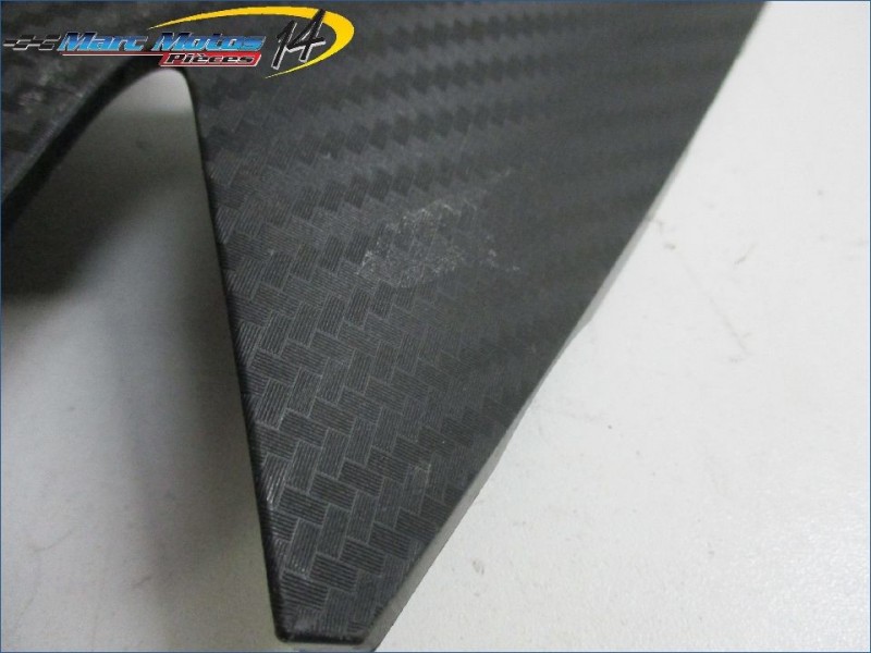 CACHE LATERAL INTERMEDIAIRE GAUCHE SUZUKI 1000 GSXR 2012