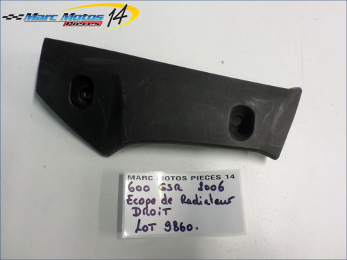 ECOPE DE RADIATEUR DROITE SUZUKI 600 GSR 2006