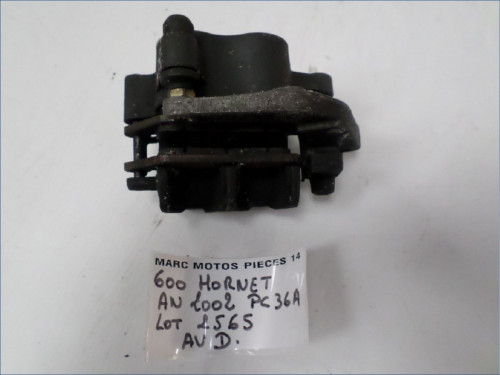 ETRIER DE FREIN AVANT DROIT HONDA 600 HORNET 2002