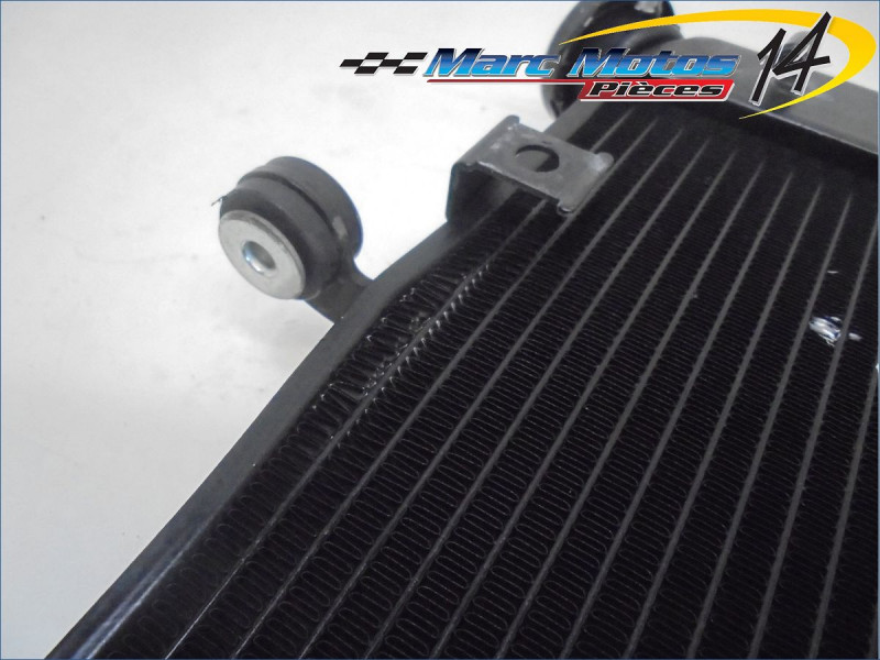 RADIATEUR D'EAU YAMAHA MT09 TRACER 2016