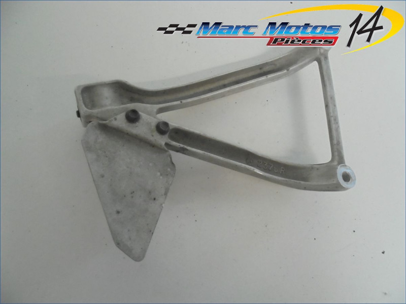 PLATINE ARRIERE DROITE DUCATI 996 SUPERBIKE BIPOSTO 1999