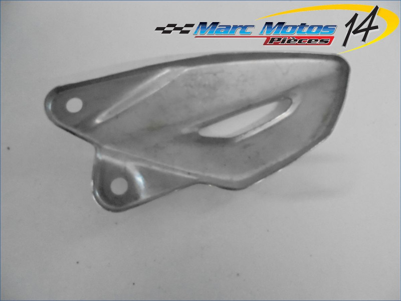 PLATINE AVANT DROITE TRIUMPH 675 STREET TRIPLE 2010