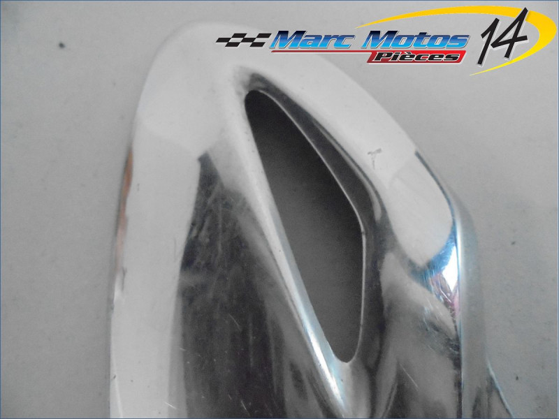 PLATINE AVANT GAUCHE TRIUMPH 675 STREET TRIPLE 2010