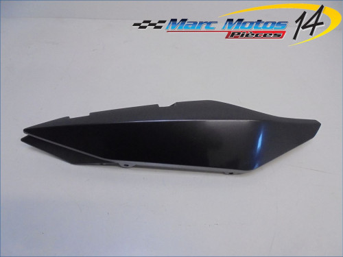 CACHE LATERAL DROIT YAMAHA XJ6 S ABS 2010