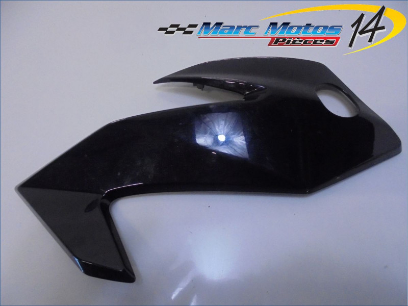 HABILLAGE DE TETE DE FOURCHE GAUCHE HONDA CB125F 2015