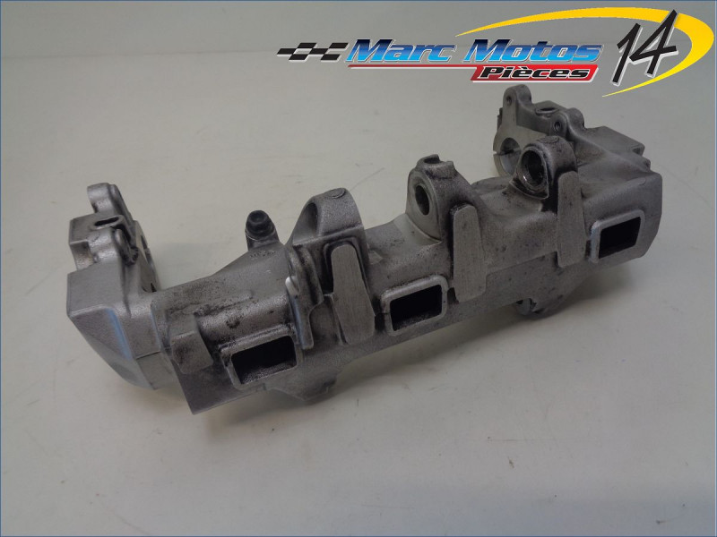 SUPPORT MOTEUR HONDA 929 CBR R 2000