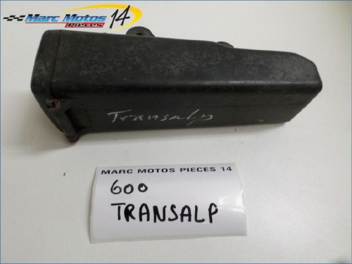 BOITE A OUTILS HONDA 600 TRANSALP PD06