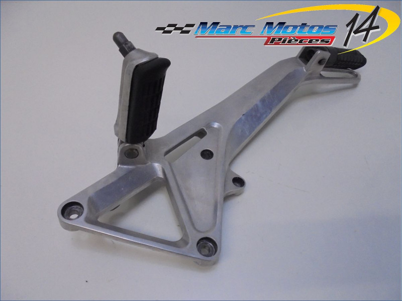 PLATINE MIXTE DROITE HONDA 600 HORNET 2000