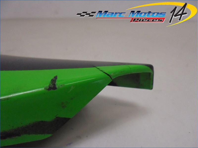 CACHE LATERAL INTERMEDIAIRE GAUCHE KAWASAKI ZX10R 2007