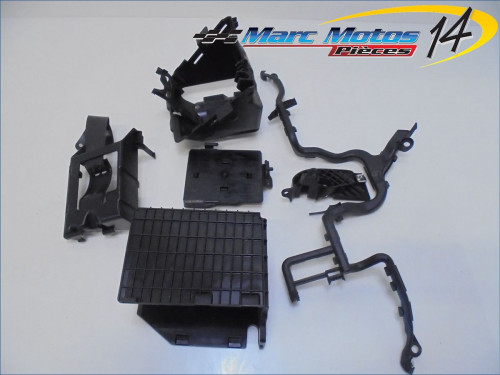 PLASTIQUES ET CAOUTCHOUCS DIVERS BMW R1250GS ADVENTURE HP 2020