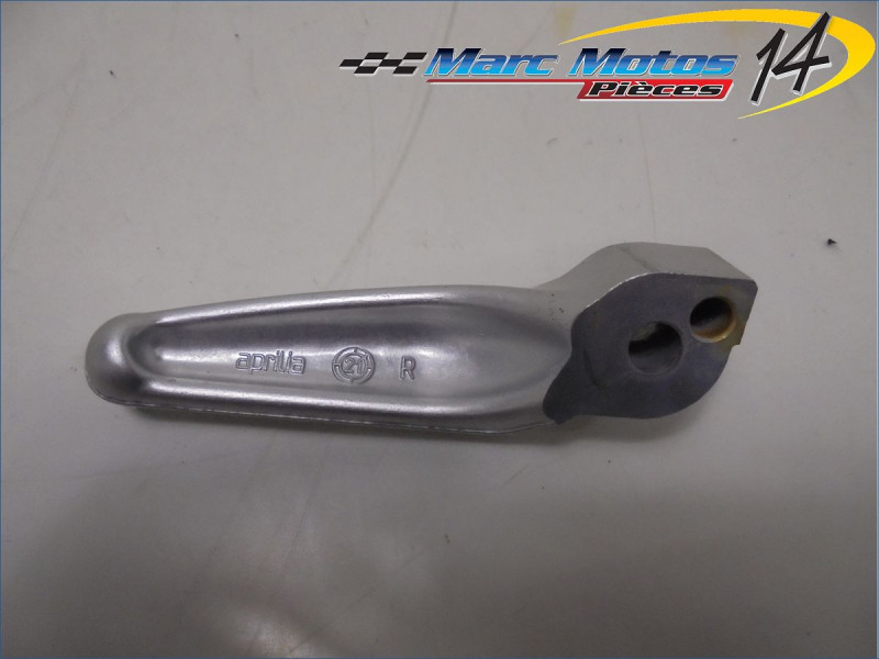 REPOSE-PIED ARRIERE DROIT APRILIA 660 RS 2021
