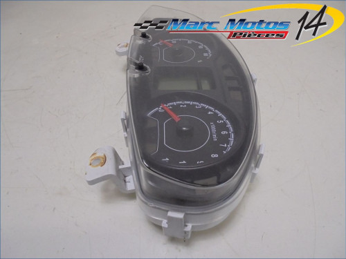 TABLEAU DE BORD COMPLET SUZUKI 125 BURGMAN 2014