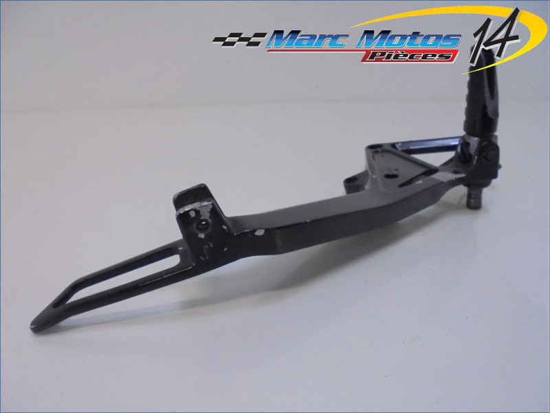 PLATINE MIXTE DROITE HONDA 600 HORNET 2003