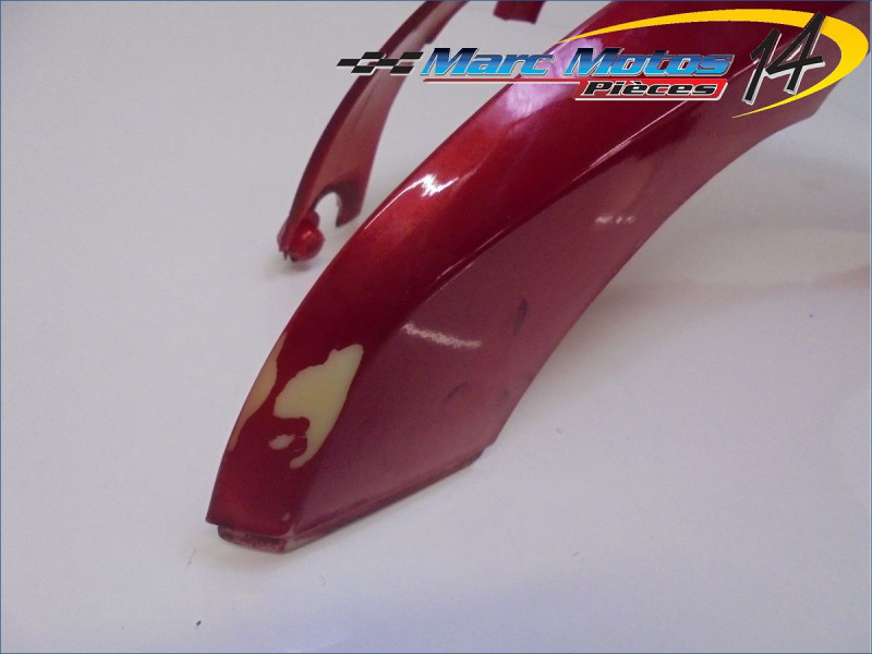 CACHE LATERAL DROIT PIAGGIO 125 BEVERLY 2002