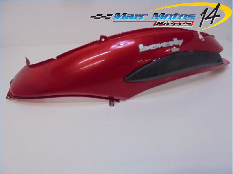 CACHE LATERAL GAUCHE PIAGGIO 125 BEVERLY 2002