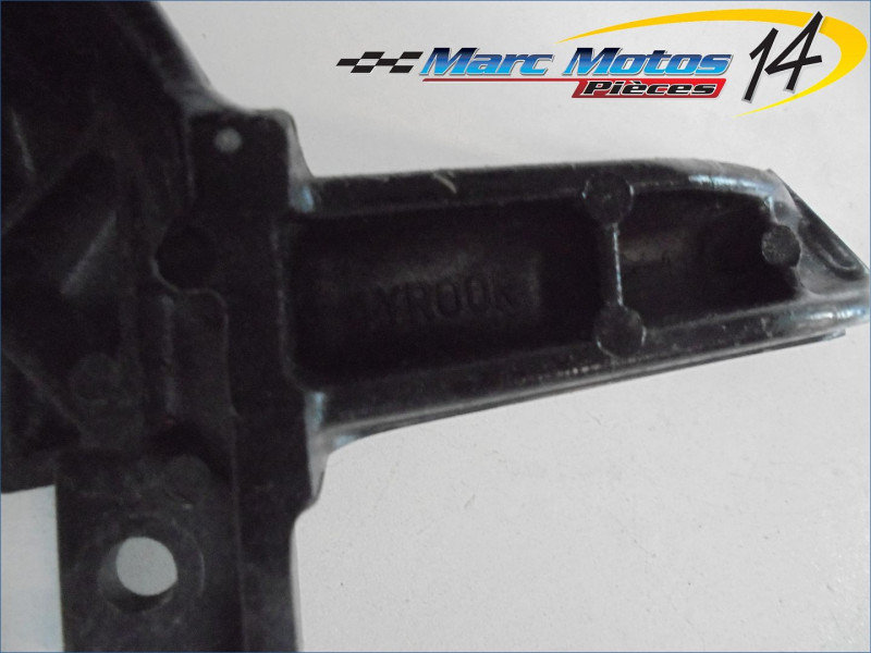 SUPPORT MOTEUR YAMAHA 600 FAZER 2000