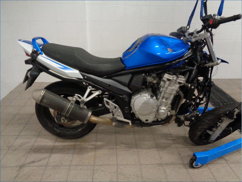 SUZUKI 650 GSXF 