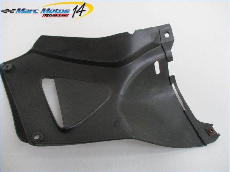 CACHE LATERAL DROIT HONDA 1000 VARADERO ABS 2005