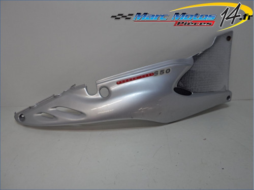 CACHE LATERAL DROIT APRILIA 650 PEGASO 1998