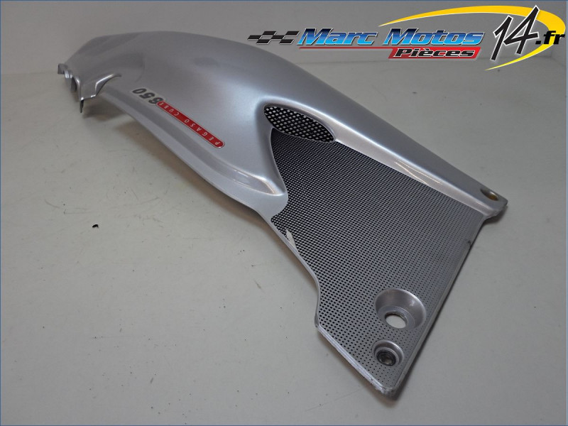 CACHE LATERAL GAUCHE APRILIA 650 PEGASO 1998