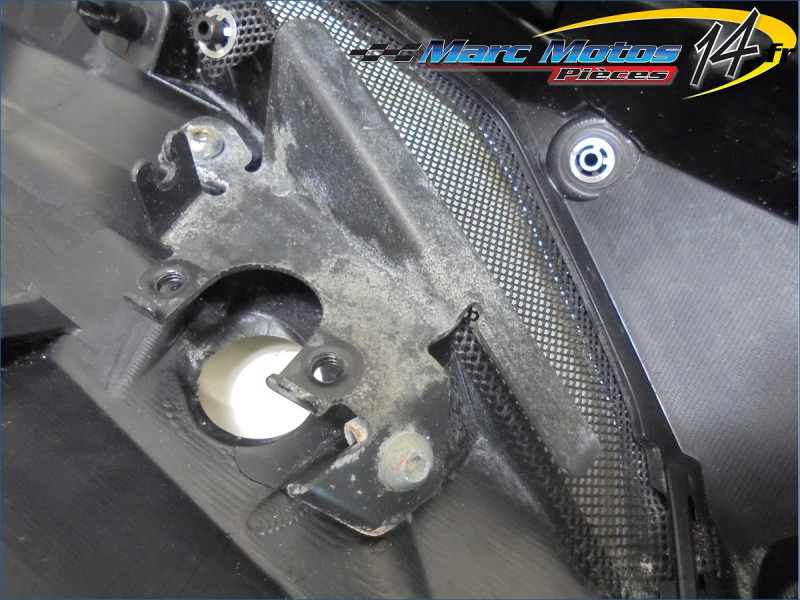 CACHE LATERAL GAUCHE YAMAHA MT09 TRACER GT 2019