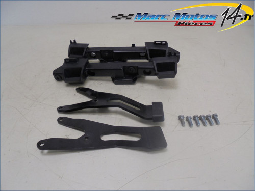 SUPPORT DE VALISES YAMAHA MT09 TRACER GT 2019