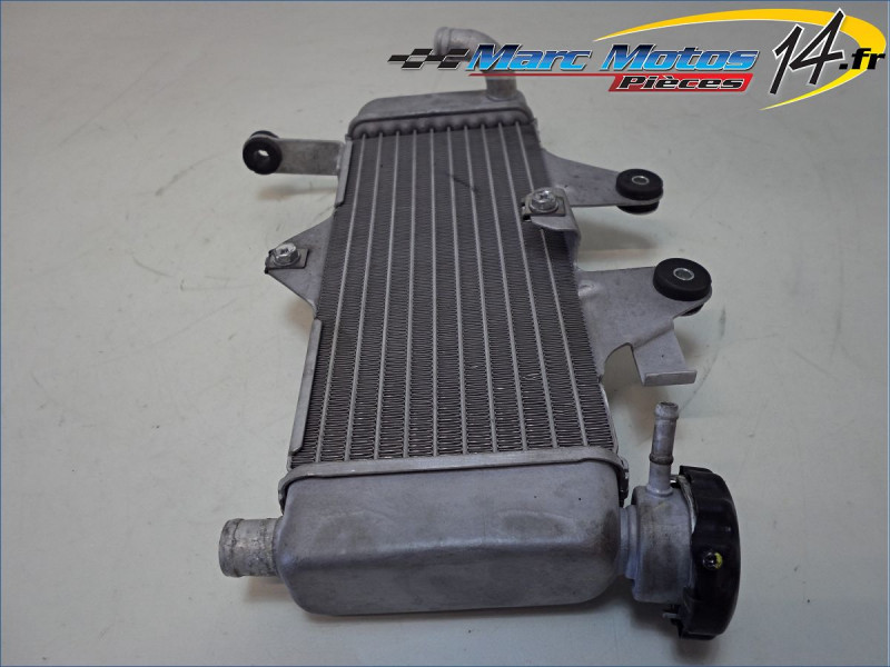 RADIATEUR D'EAU HONDA 125 VARADERO 2016