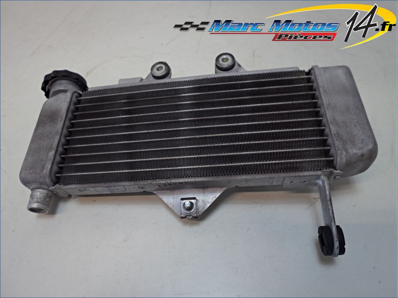 RADIATEUR D'EAU HONDA 125 VARADERO 2016