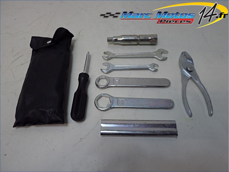 TROUSSE A OUTILS HONDA 125 VARADERO 2016