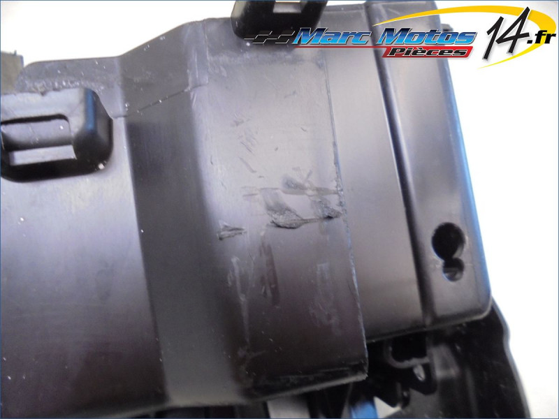 SUPPORT BATTERIE SUZUKI 650 SV 2018