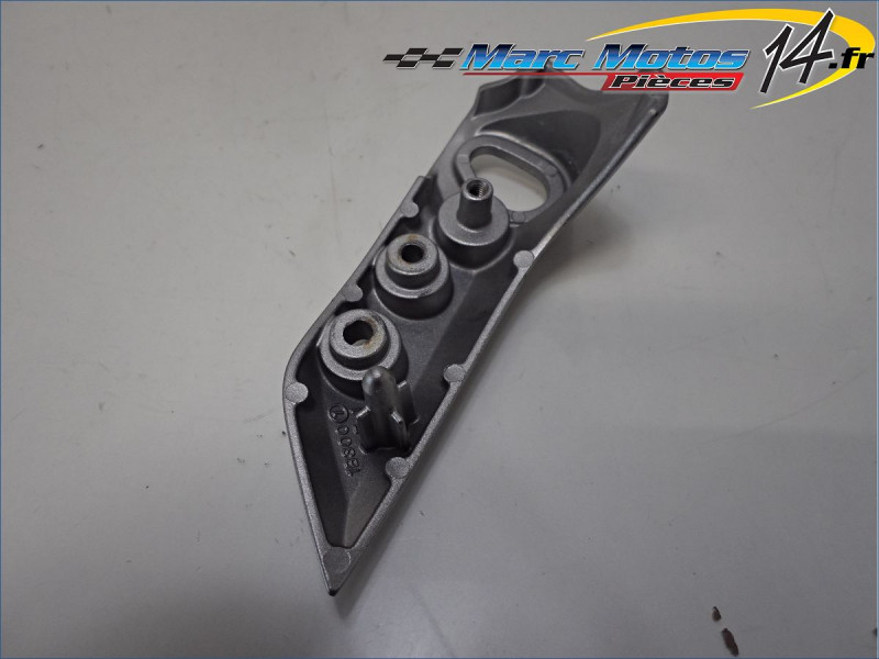 SUPPORT DE CLIGNOTANTS YAMAHA FZ6 N 2006