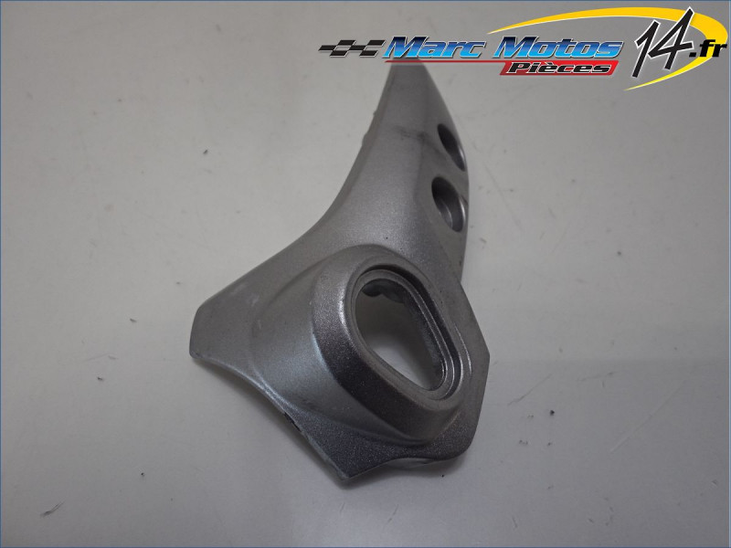 SUPPORT DE CLIGNOTANTS YAMAHA FZ6 N 2006