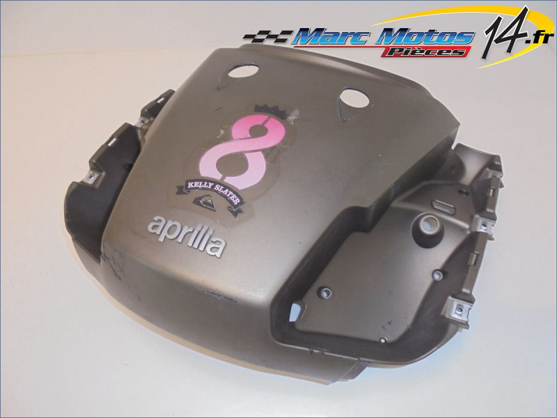 JONCTION ARRIERE DE CACHES LATERAUX APRILIA 125 ATLANTIC 2004