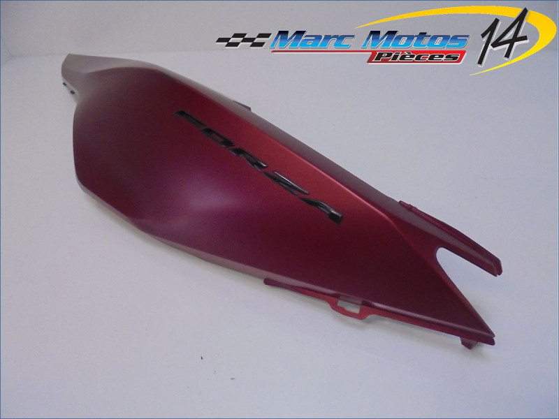 CACHE LATERAL GAUCHE HONDA 125 FORZA 2019