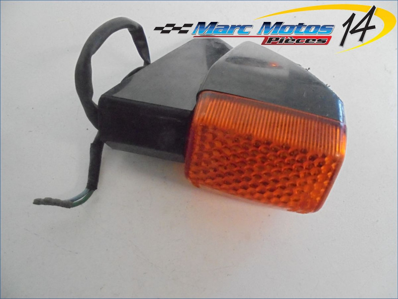 CLIGNOTANT ARRIERE DROIT HONDA 750 VFR 1988