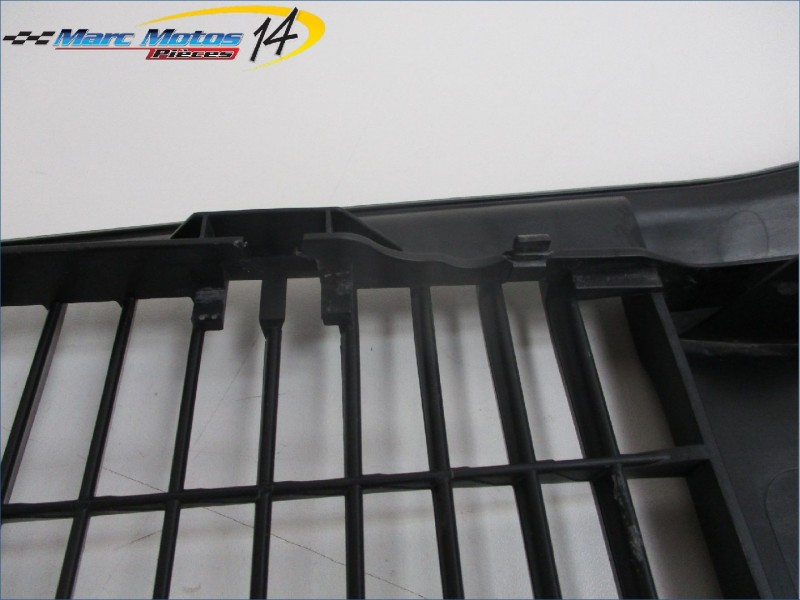 GRILLE DE RADIATEUR HONDA 1300 VT CX 2011