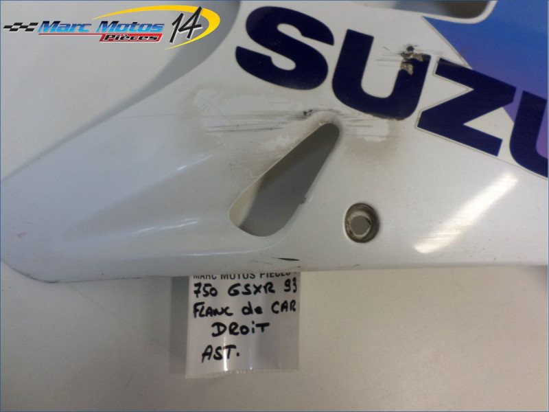 FLANC DE CARENAGE DROIT SUZUKI 750 GSXR 1993