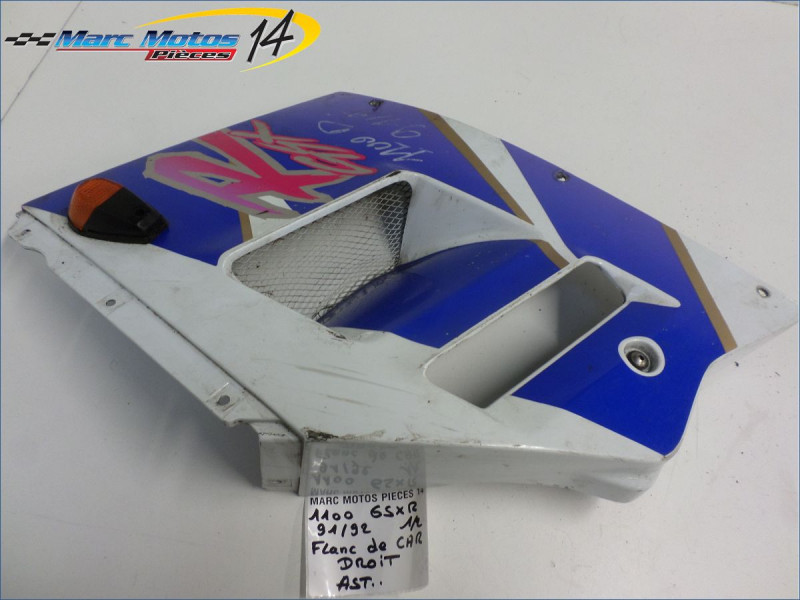 FLANC DE CARENAGE DROIT SUZUKI 1100 GSXR 1992